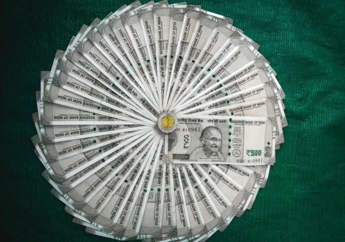 The Indian money displays like round shaped fan