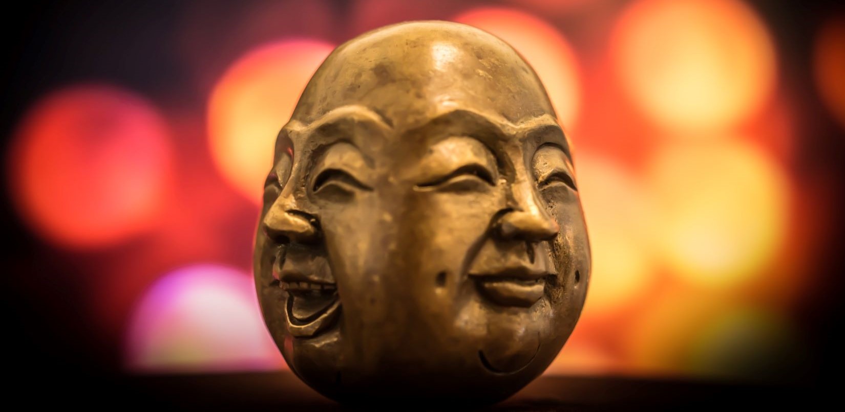 மாறுகின்ற முகங்கள்.  Maarukindra Mugangal.