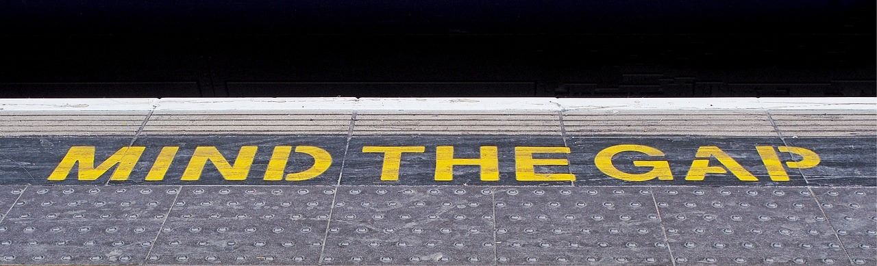 எச்சரிக்கை உணர்வு, Mind The Gap, The Notion about Caution. Precaution.