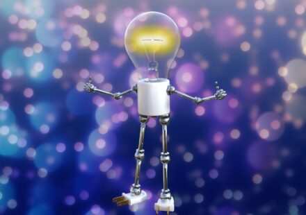 Lighting bulb with pin